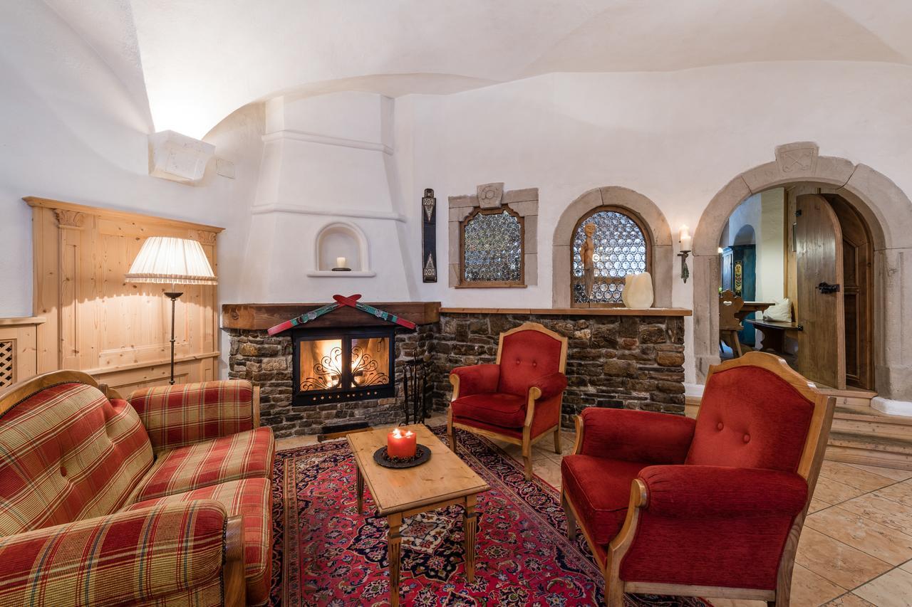 Sporthotel Exclusive Сан-Виджилио-ди-Мареббе Экстерьер фото