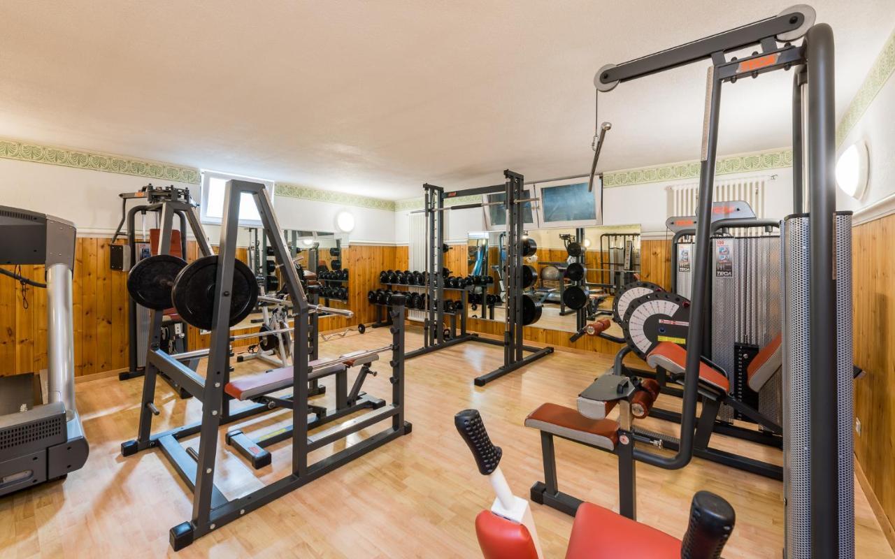 Sporthotel Exclusive Сан-Виджилио-ди-Мареббе Экстерьер фото