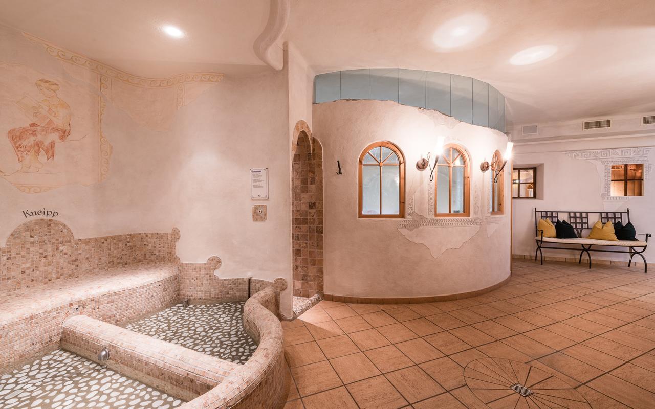 Sporthotel Exclusive Сан-Виджилио-ди-Мареббе Экстерьер фото