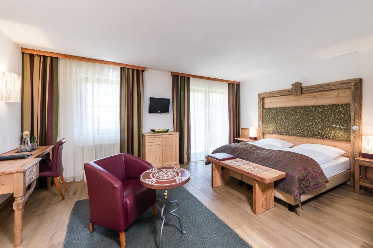 Sporthotel Exclusive Сан-Виджилио-ди-Мареббе Экстерьер фото